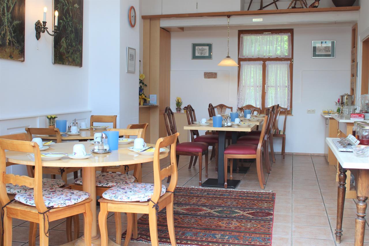 Gaestehaus Pfefferle Hotel Garni Und Ferienwohnungen Зігмарінген Екстер'єр фото